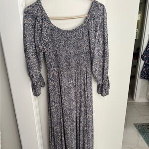 Vici Long Sleeve Floral Dress in Gray and Blue